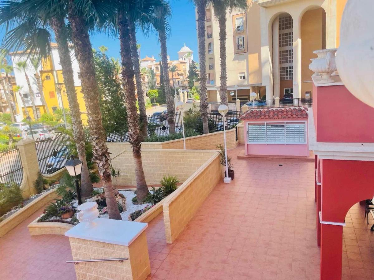 Beach Apartament In 托雷维耶哈 外观 照片